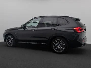 X3 xD30e M Sport Panorama Kamera Laser HUD HiFi