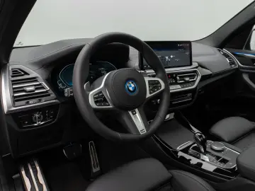 X3 xD30e M Sport Panorama Kamera Laser HUD HiFi