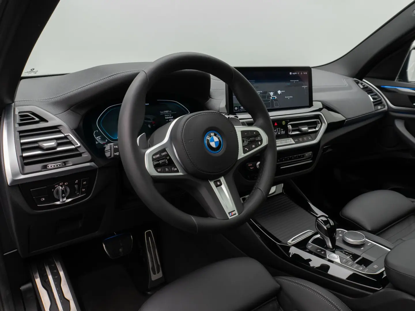 X3 xD30e M Sport Panorama Kamera Laser HUD HiFi