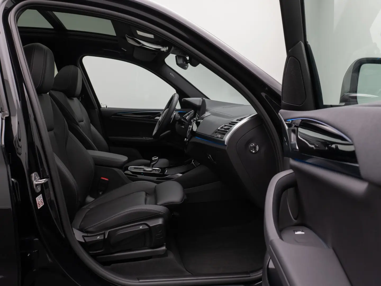 X3 xD30e M Sport Panorama Kamera Laser HUD HiFi
