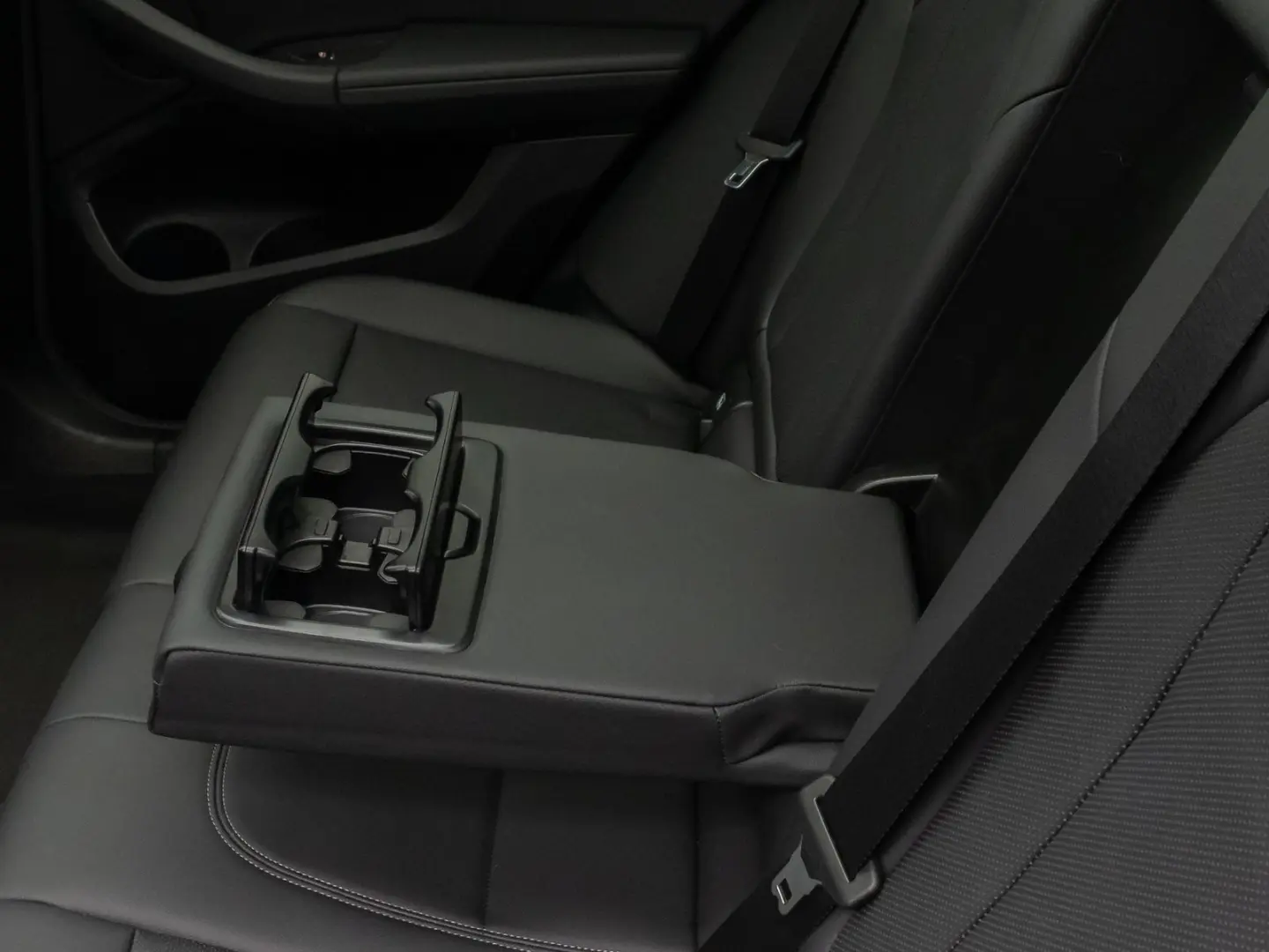 X3 xD30e M Sport Panorama Kamera Laser HUD HiFi