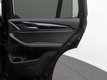X3 xD30e M Sport Panorama Kamera Laser HUD HiFi