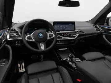 X3 xD30e M Sport Panorama Kamera Laser HUD HiFi