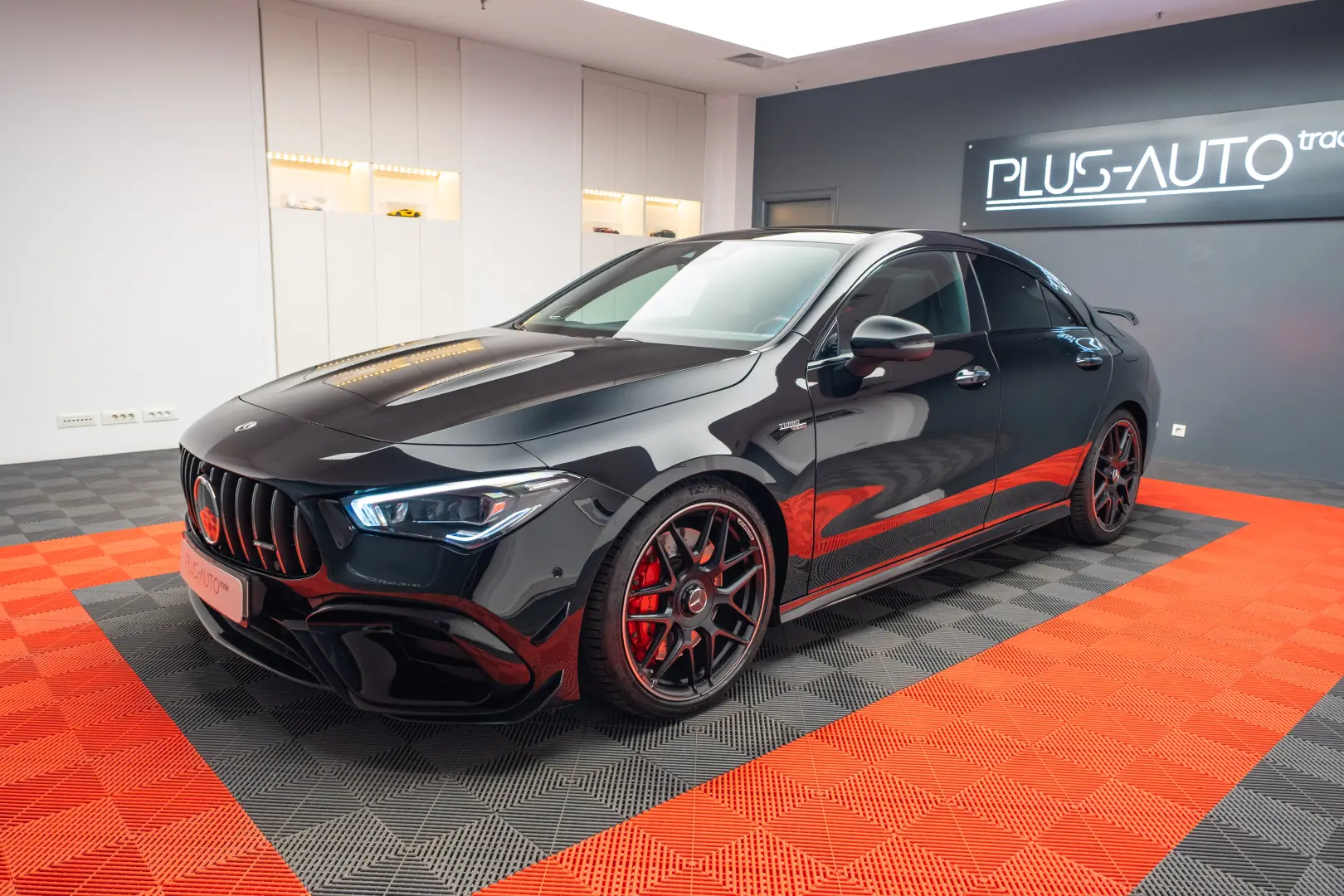 Mercedes Benz CLA45AMGs 4Matic+