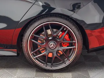 Mercedes Benz CLA45AMGs 4Matic+