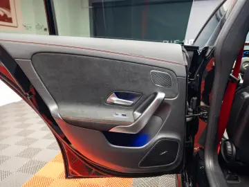 Mercedes Benz CLA45AMGs 4Matic+