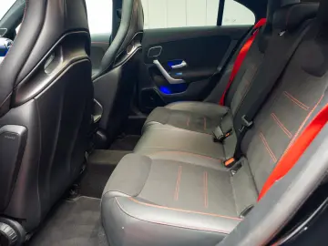 Mercedes Benz CLA45AMGs 4Matic+