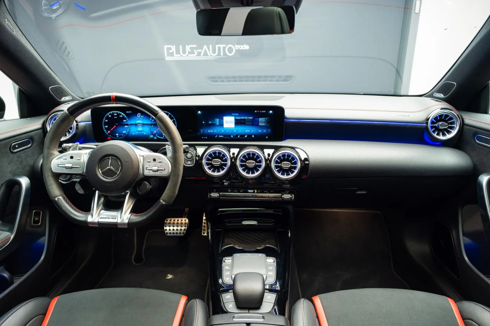 Mercedes Benz CLA45AMGs 4Matic+