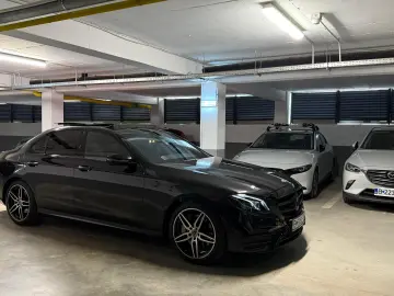 Mercedes-Benz E 400
