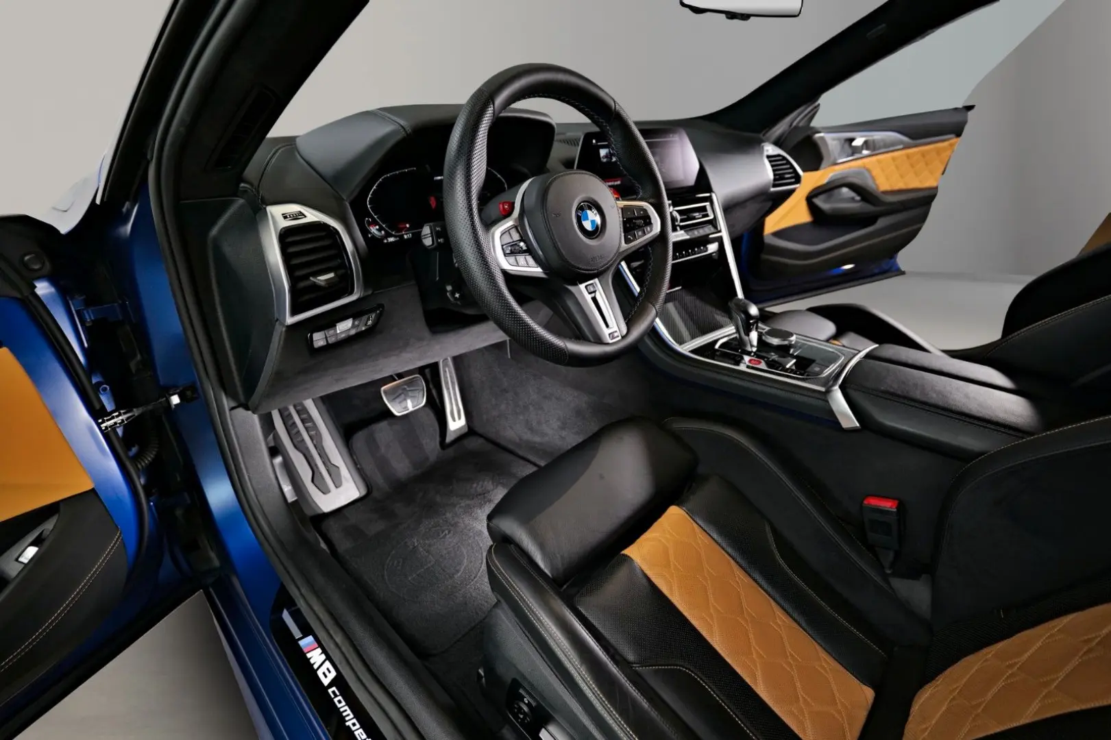 M8 Competition xDrive Gran Coupé / KERAMIK / B&W