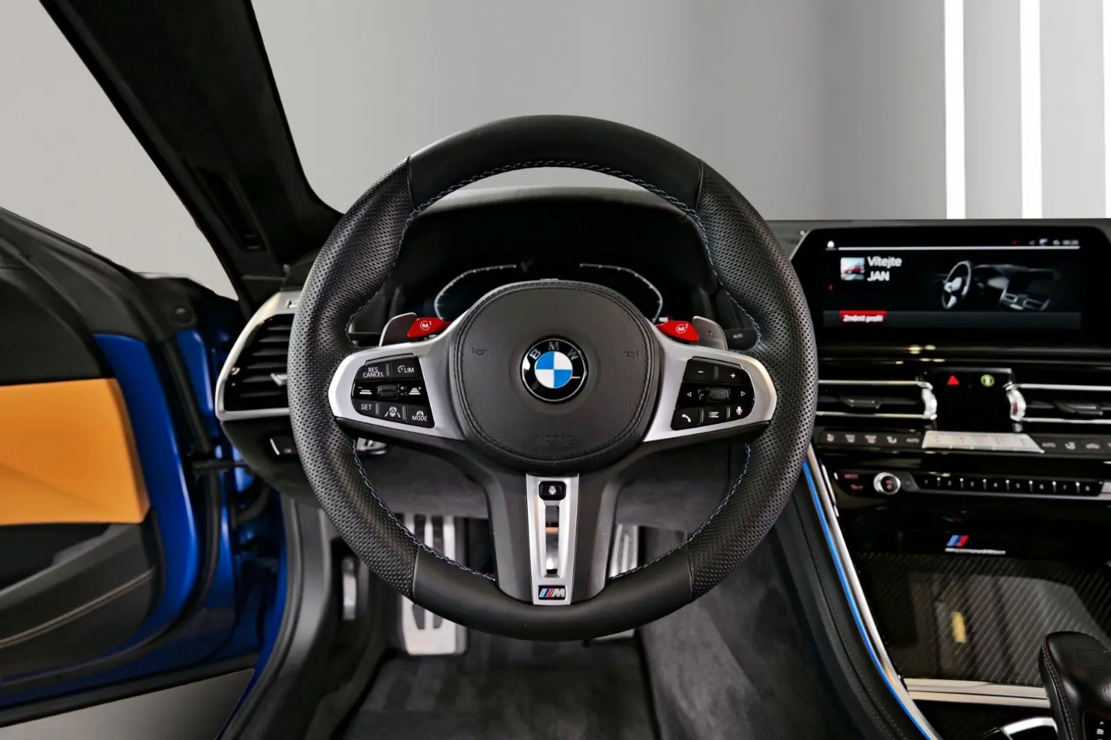 M8 Competition xDrive Gran Coupé / KERAMIK / B&W