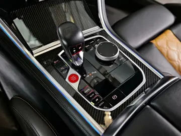 M8 Competition xDrive Gran Coupé / KERAMIK / B&W