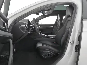 Panamera 4 E-Hybrid Platinum Edition / HUD Luftf