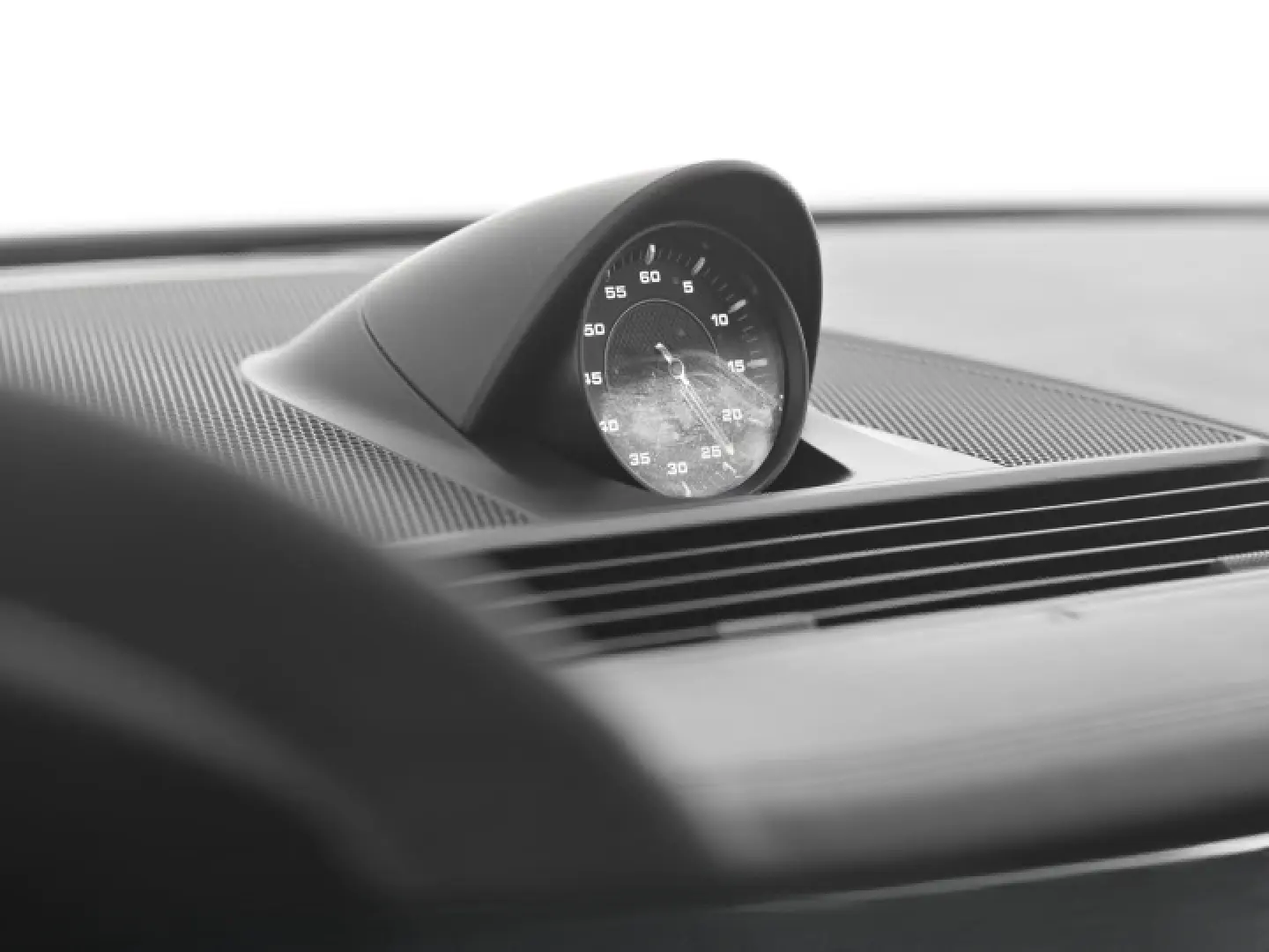 Panamera 4 E-Hybrid Platinum Edition / HUD Luftf