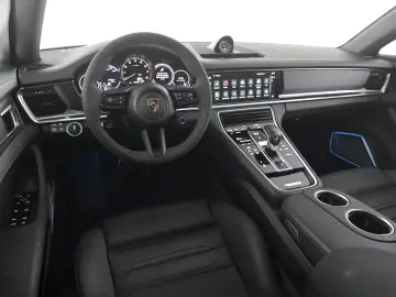 Panamera 4 E-Hybrid Platinum Edition / HUD Luftf