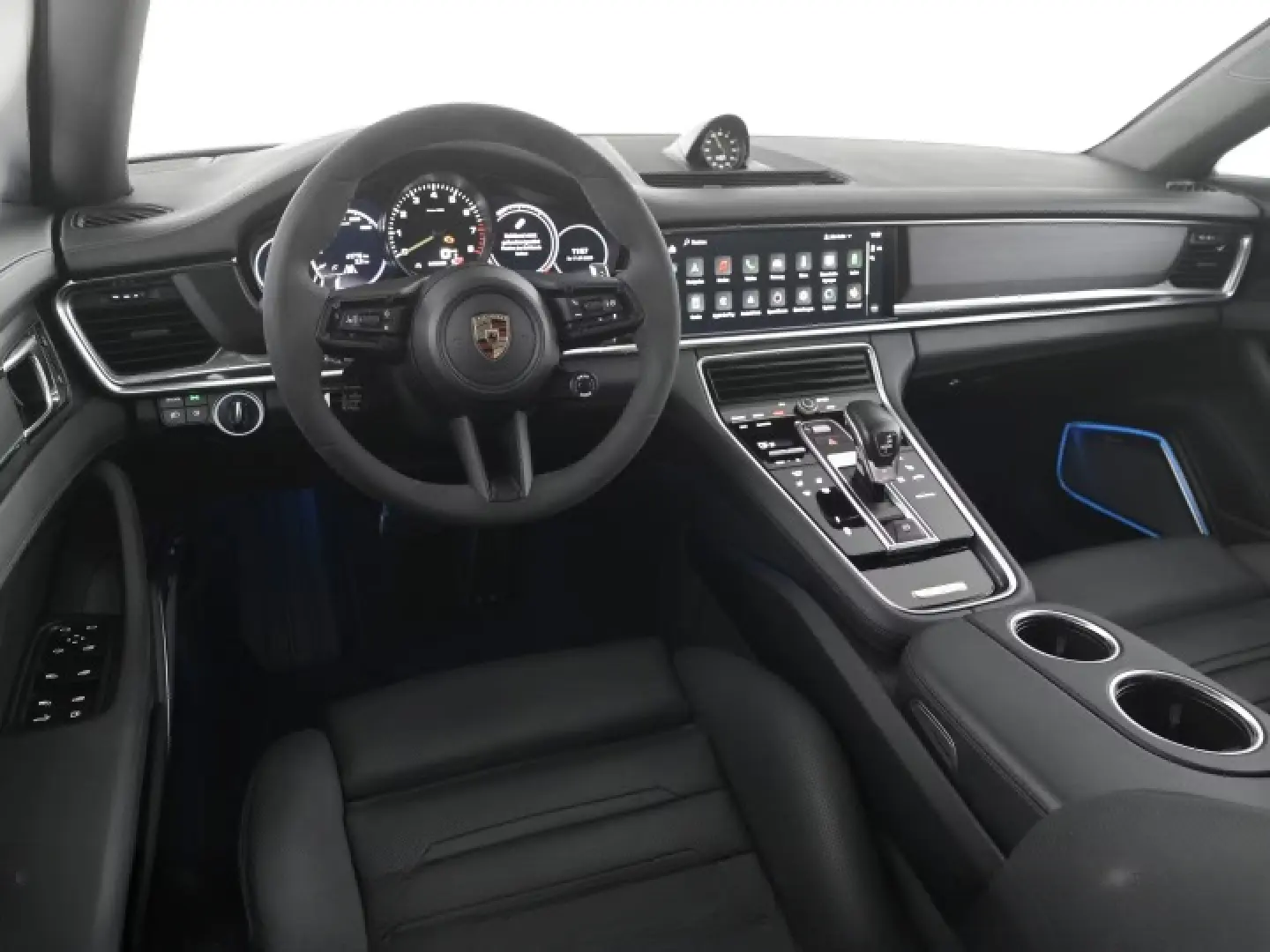 Panamera 4 E-Hybrid Platinum Edition / HUD Luftf