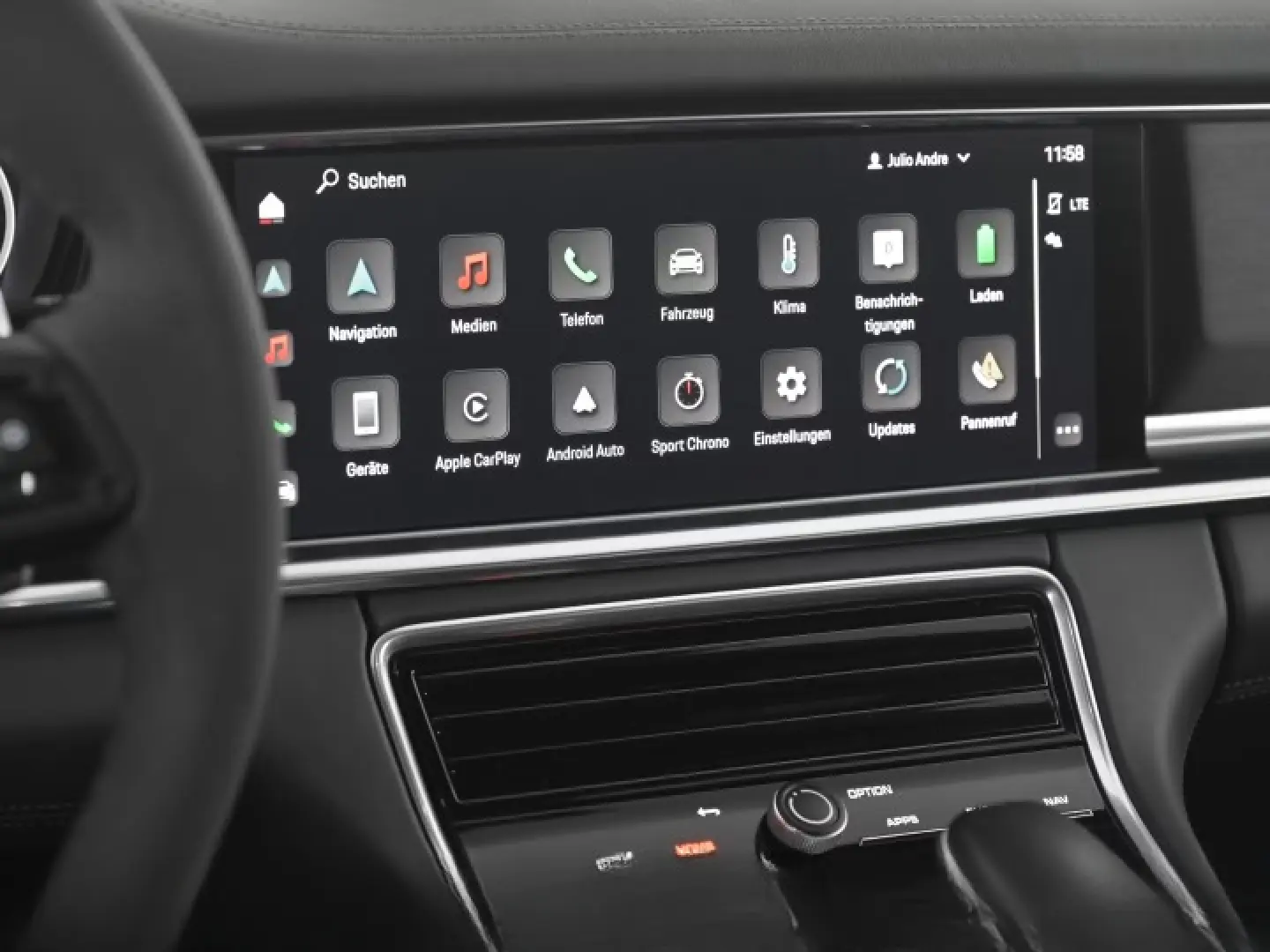 Panamera 4 E-Hybrid Platinum Edition / HUD Luftf
