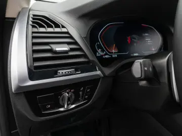 X3 xD30d xLine Kamera DAB AHK Alarm Sport 19Zoll