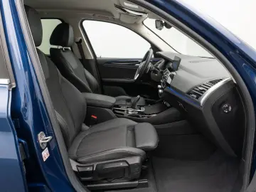 X3 xD30d xLine Kamera DAB AHK Alarm Sport 19Zoll