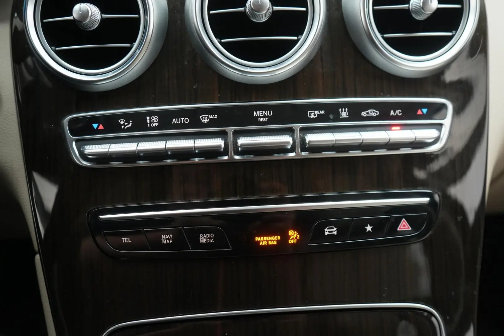 GLC 300 e 4Matic 9G-Tronic Leder/Distronic/Kamer