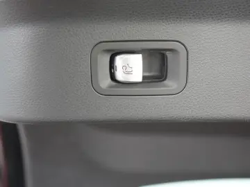 GLC 300 e 4Matic 9G-Tronic Leder/Distronic/Kamer