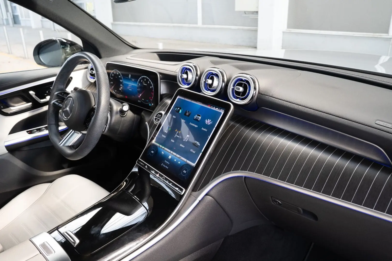 GLC 300 4Matic PANO.BURMESTER.HUD.NIGHT PAKET