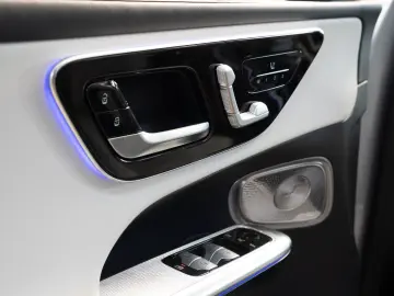 GLC 300 4Matic PANO.BURMESTER.HUD.NIGHT PAKET