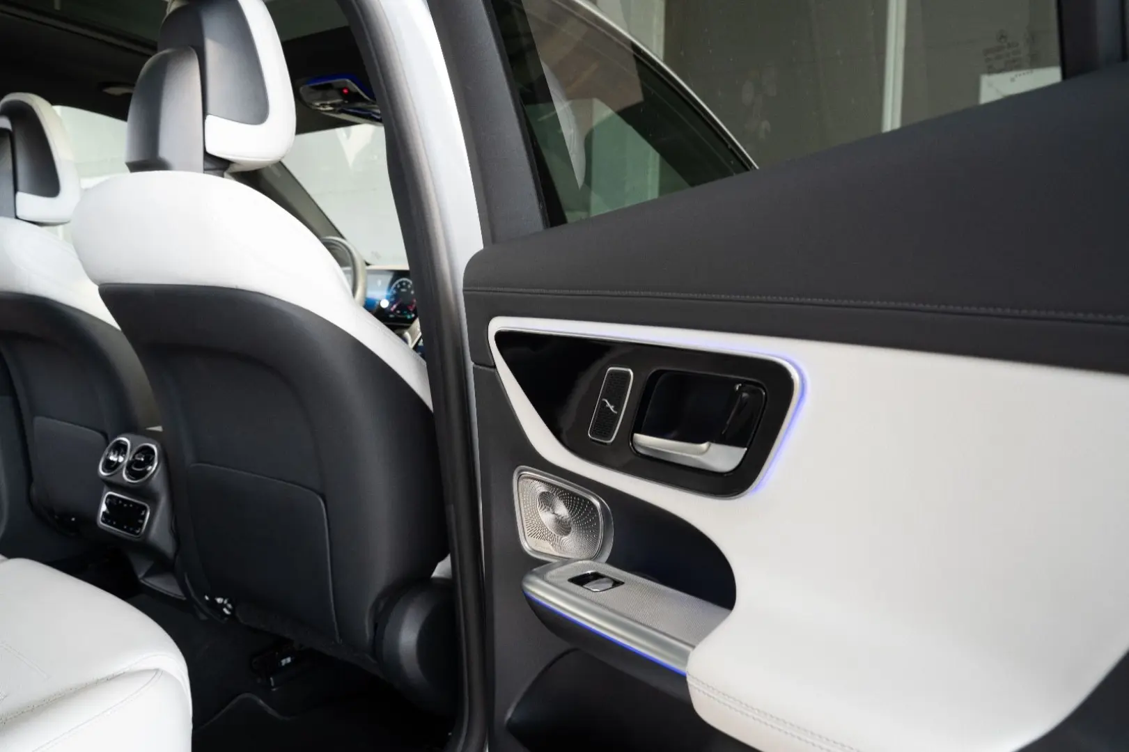 GLC 300 4Matic PANO.BURMESTER.HUD.NIGHT PAKET