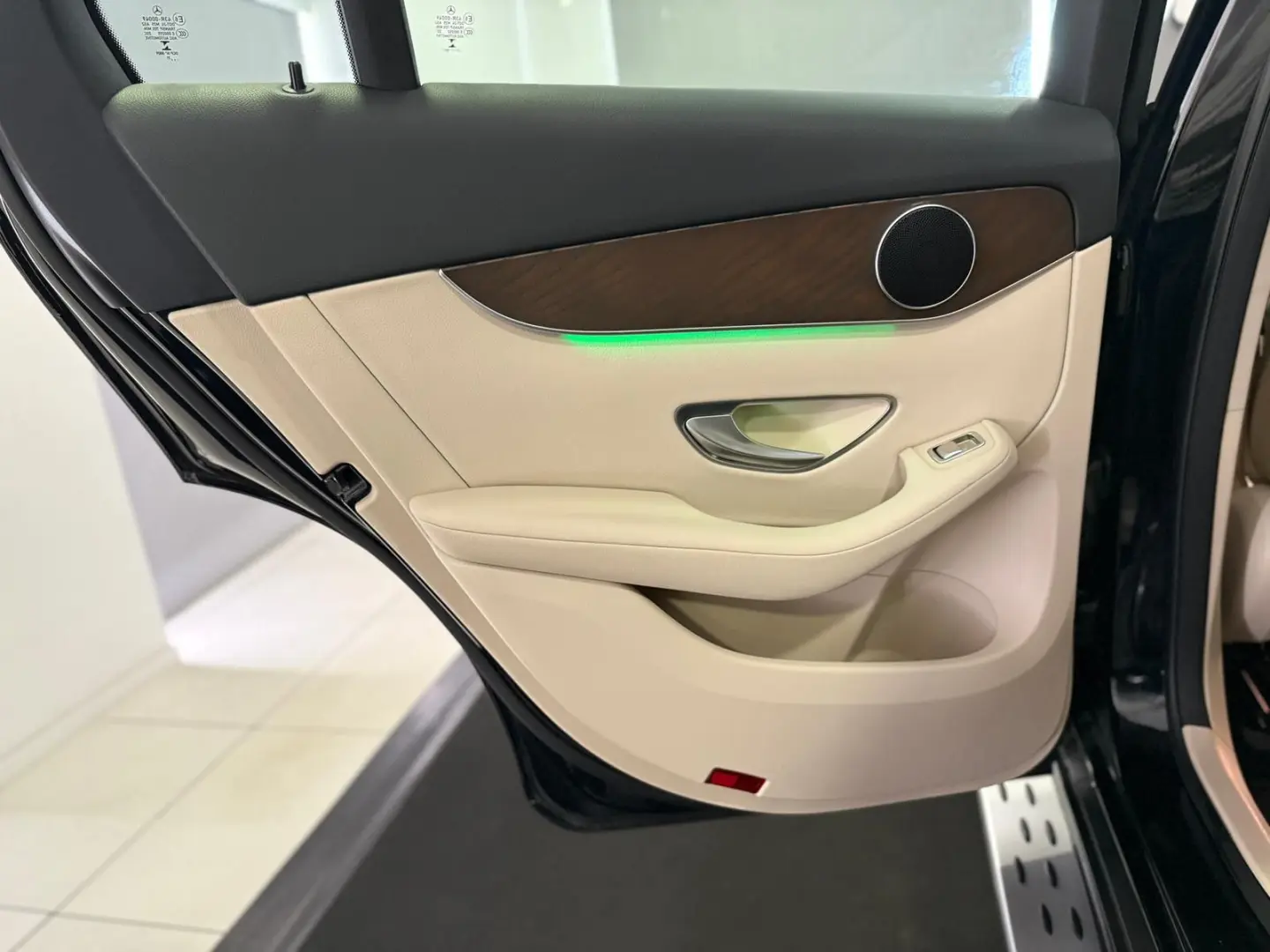GLC 300 d 4M 9G *LEDER-BEIGE*KAM*LED*NAVI*DAB*