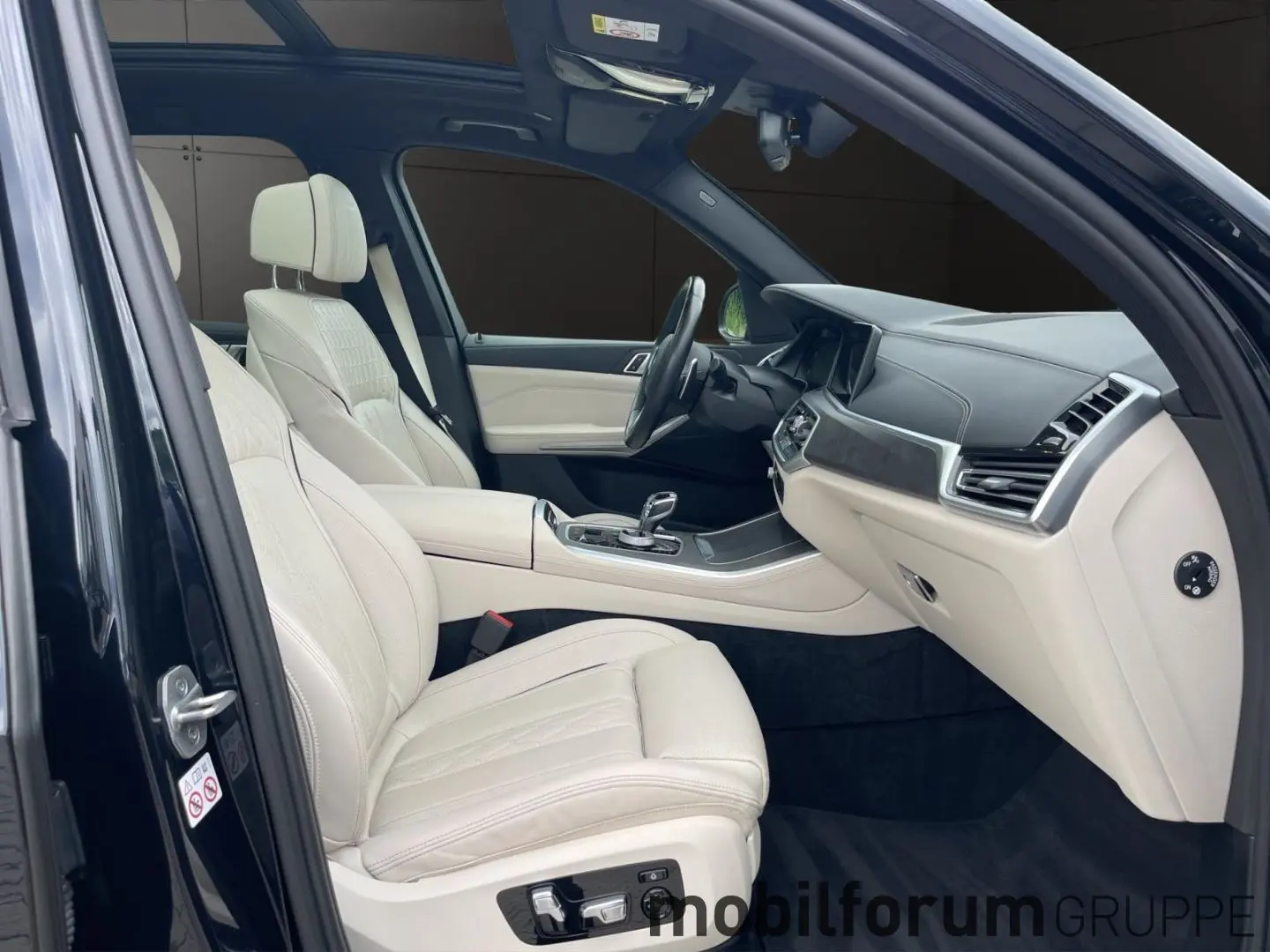 X5 xDrive30d M-Sport AHK Sitzklima ACC Panorama