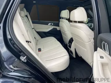X5 xDrive30d M-Sport AHK Sitzklima ACC Panorama