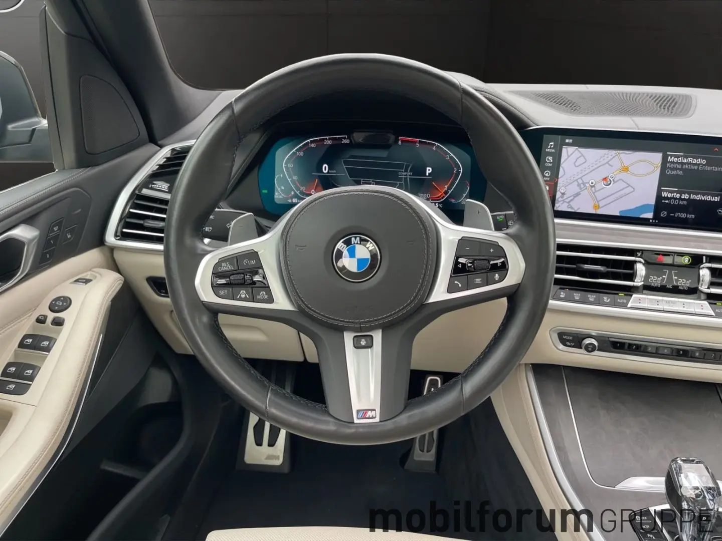 X5 xDrive30d M-Sport AHK Sitzklima ACC Panorama
