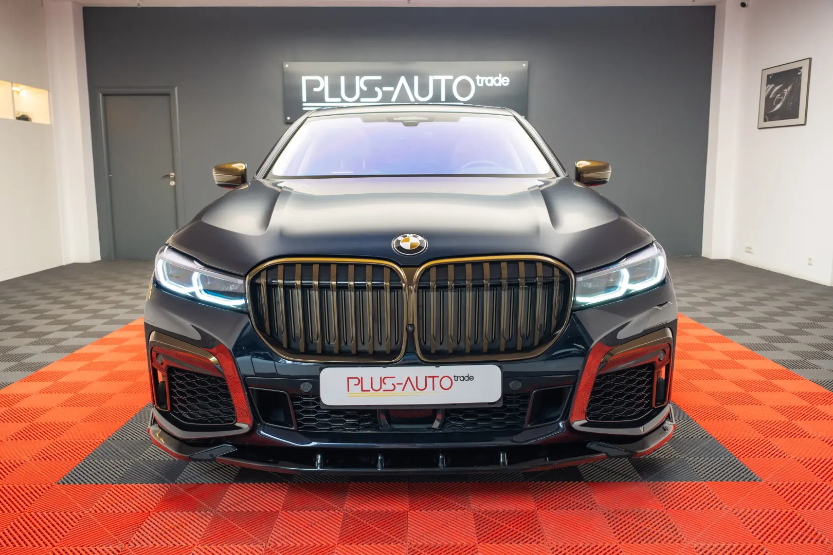 BMW M760 Li