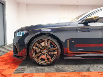 BMW M760 Li