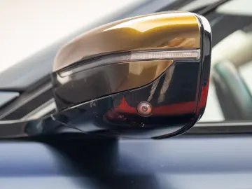 BMW M760 Li
