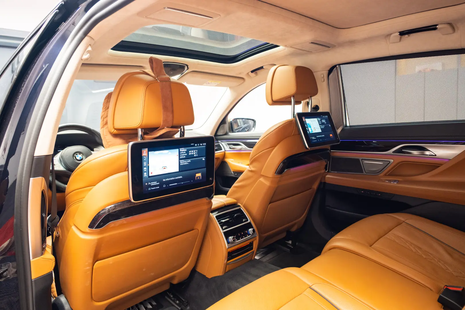 BMW M760 Li
