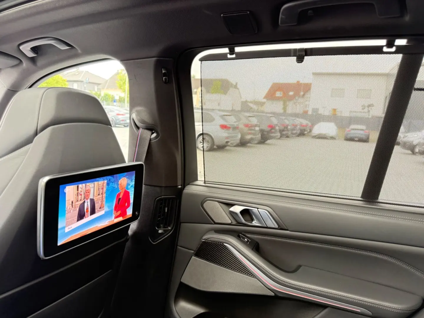 X5*M50*INDIVIDUAL*3xTV*360°ACC*HUD*AHK*LASER*DAB