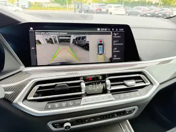X5*M50*INDIVIDUAL*3xTV*360°ACC*HUD*AHK*LASER*DAB