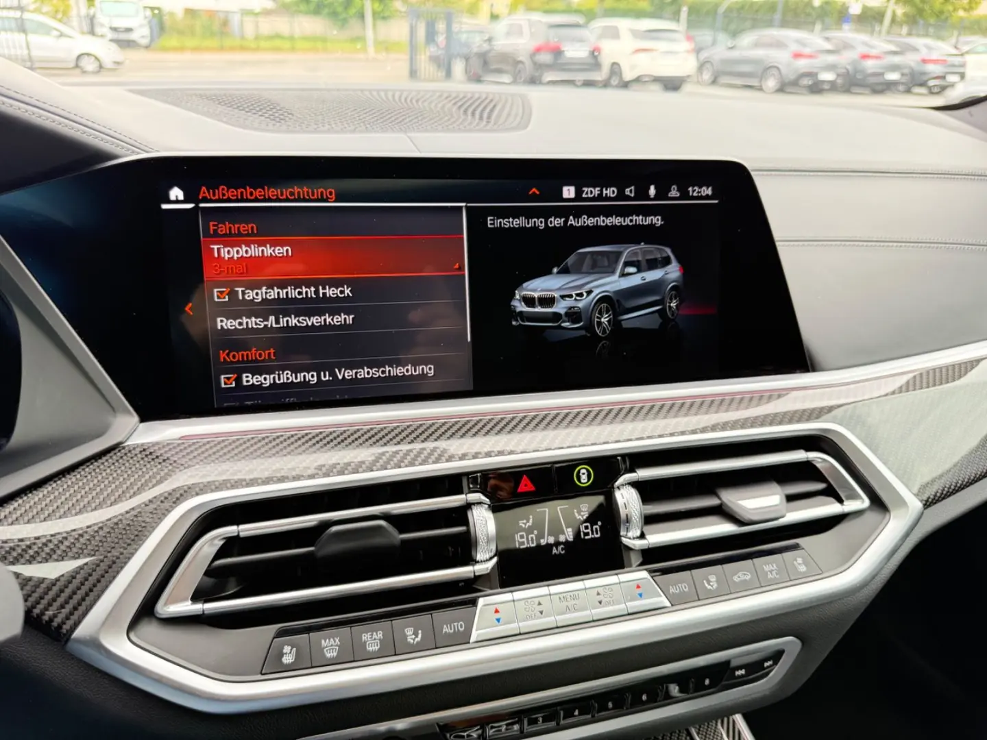 X5*M50*INDIVIDUAL*3xTV*360°ACC*HUD*AHK*LASER*DAB