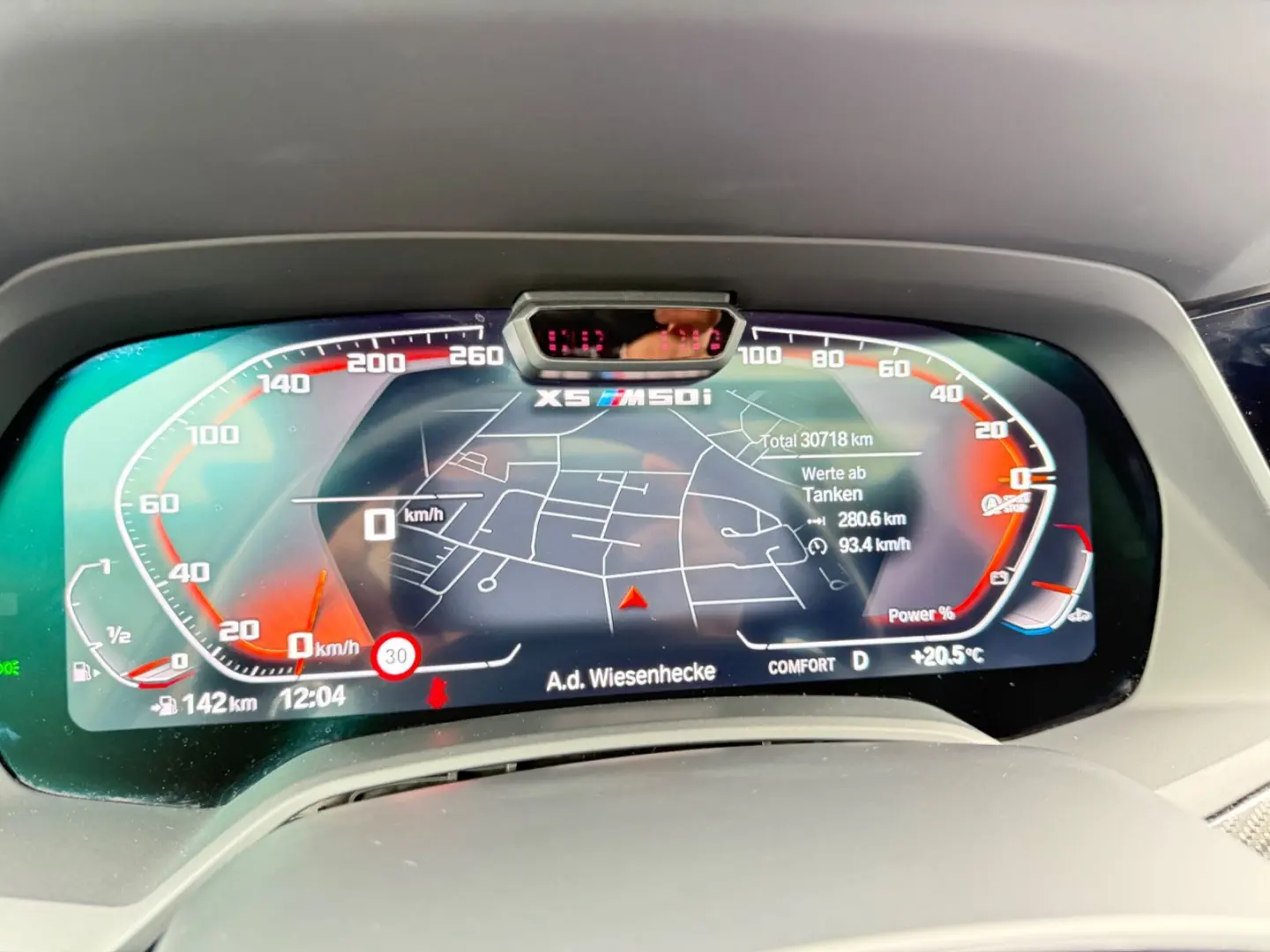 X5*M50*INDIVIDUAL*3xTV*360°ACC*HUD*AHK*LASER*DAB