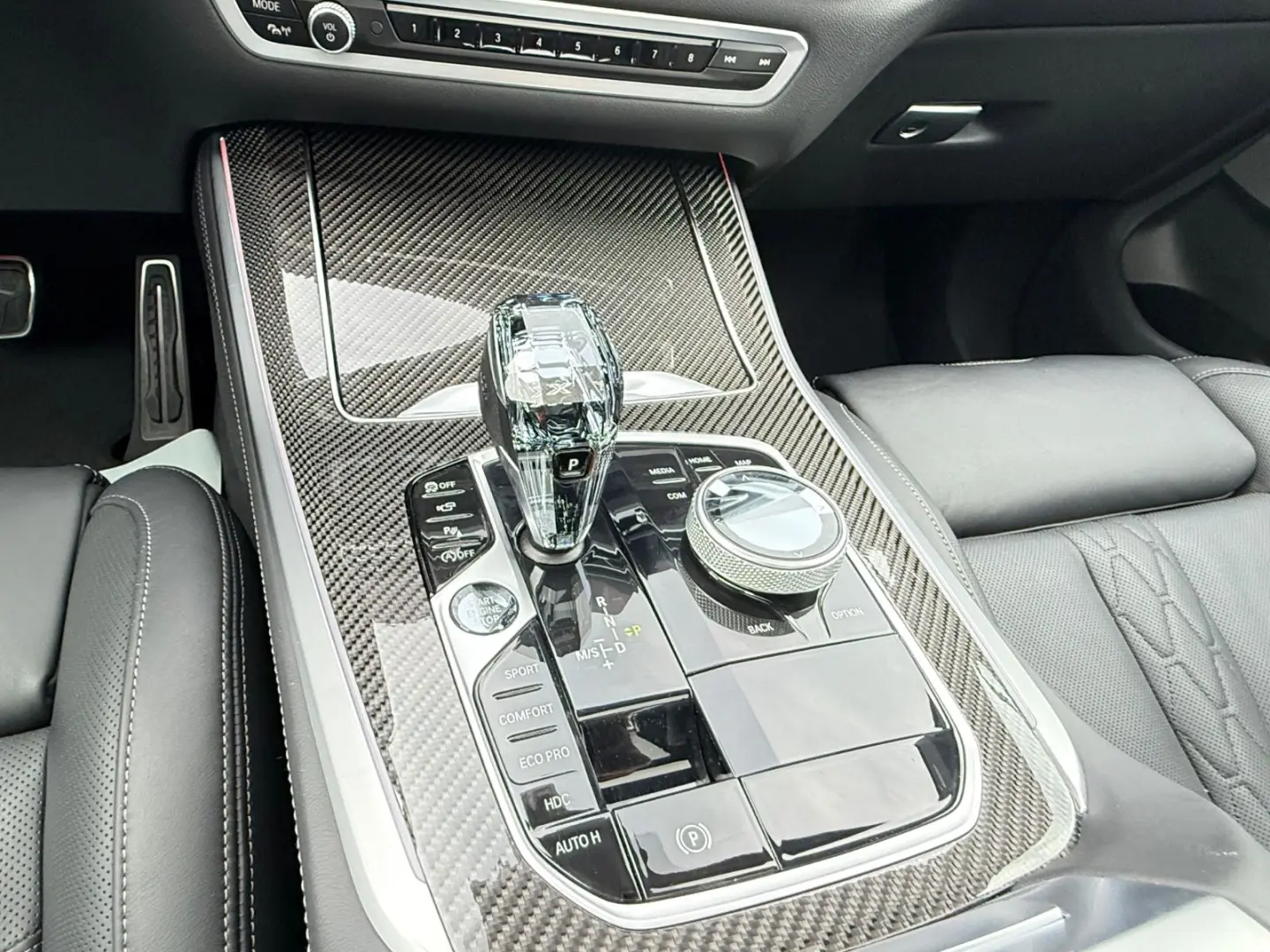 X5*M50*INDIVIDUAL*3xTV*360°ACC*HUD*AHK*LASER*DAB