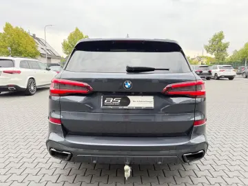 X5*M50*INDIVIDUAL*3xTV*360°ACC*HUD*AHK*LASER*DAB
