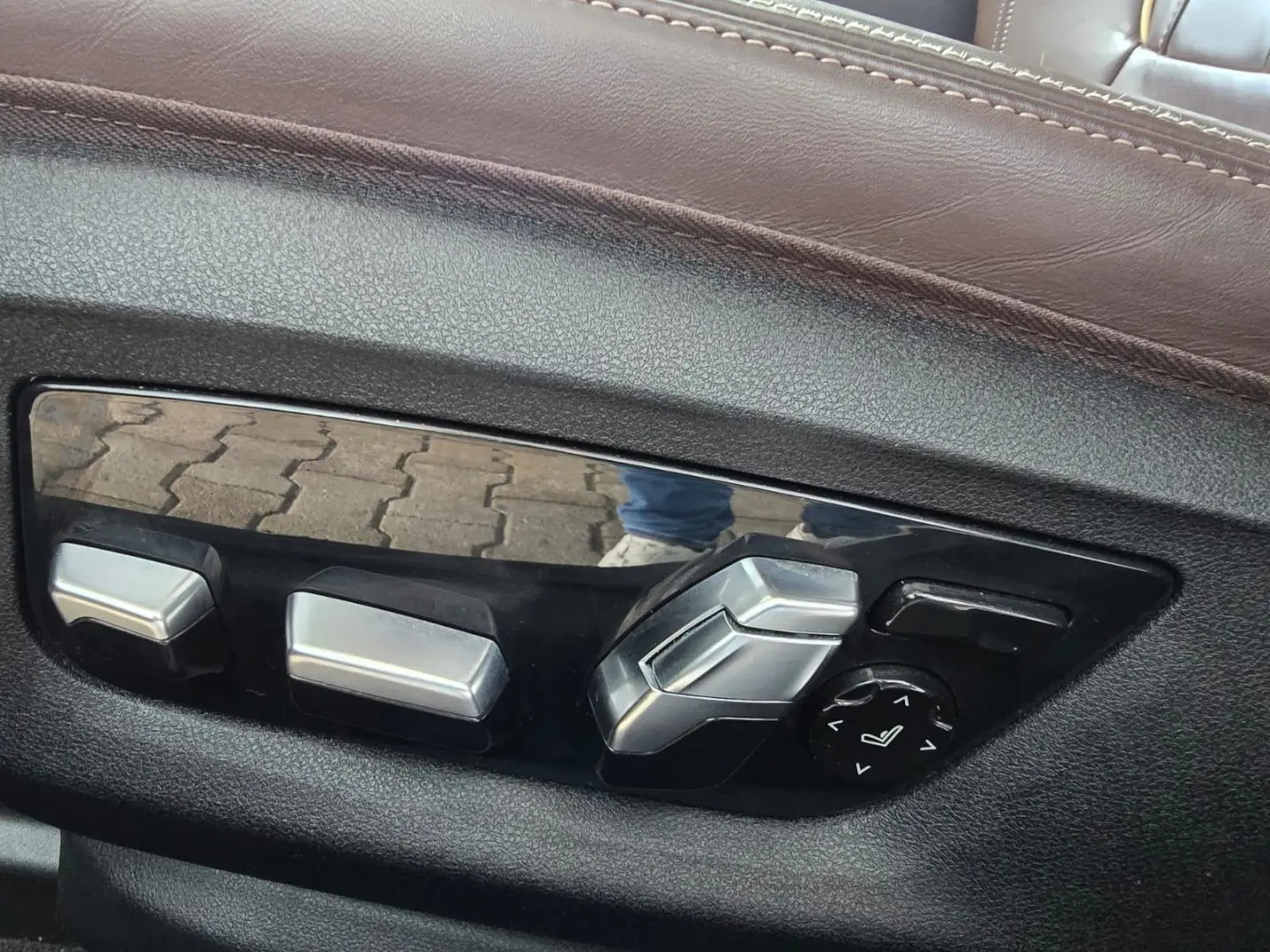 540i xDrive M Sport*DEUTSCH*NAPPA,20Zoll,Pano