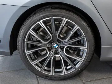 750i xDrive M-Sport FACEL. HUD 360° LASER LED