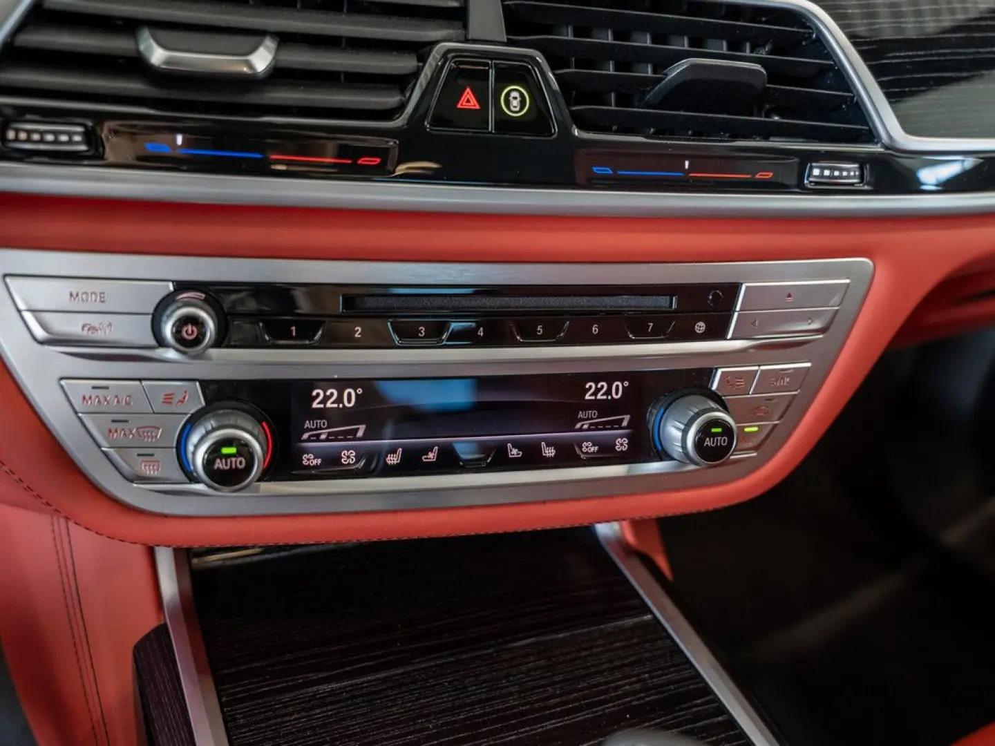 750i xDrive M-Sport FACEL. HUD 360° LASER LED