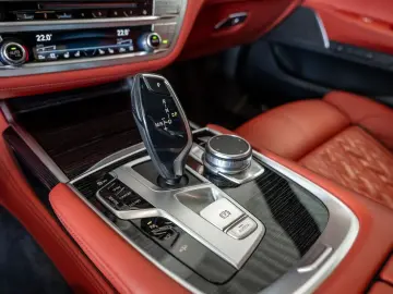 750i xDrive M-Sport FACEL. HUD 360° LASER LED