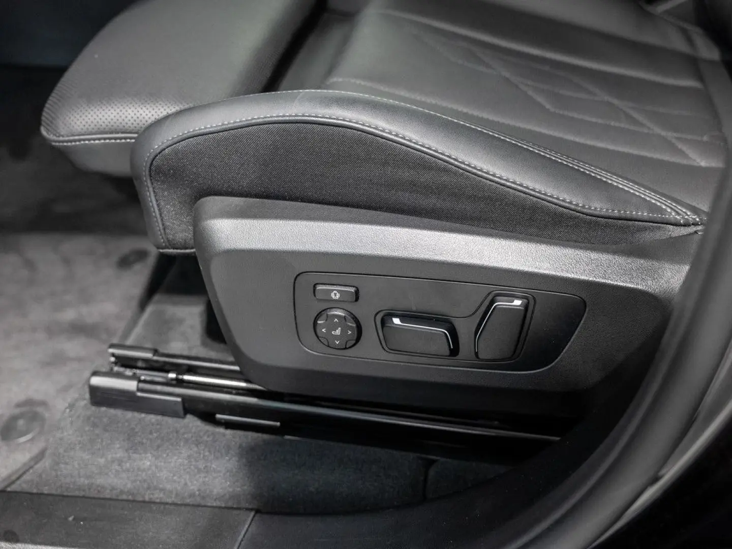 X3 50i xDrive M-Sport Pro AHK STANDHZ NAVI H/K