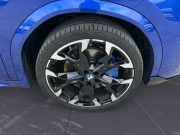 X2 M35i xDrive Head-Up Inconic Glow Harman Kardo