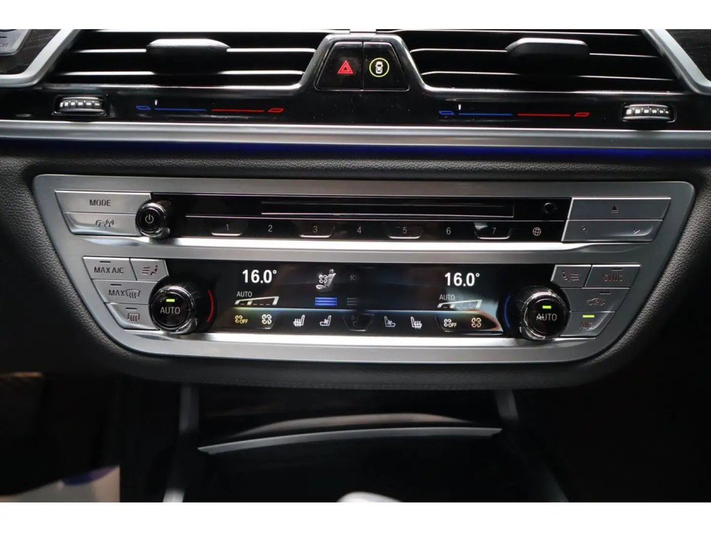 740d xDrive Executive, Bower, Massage, TV-Fond,