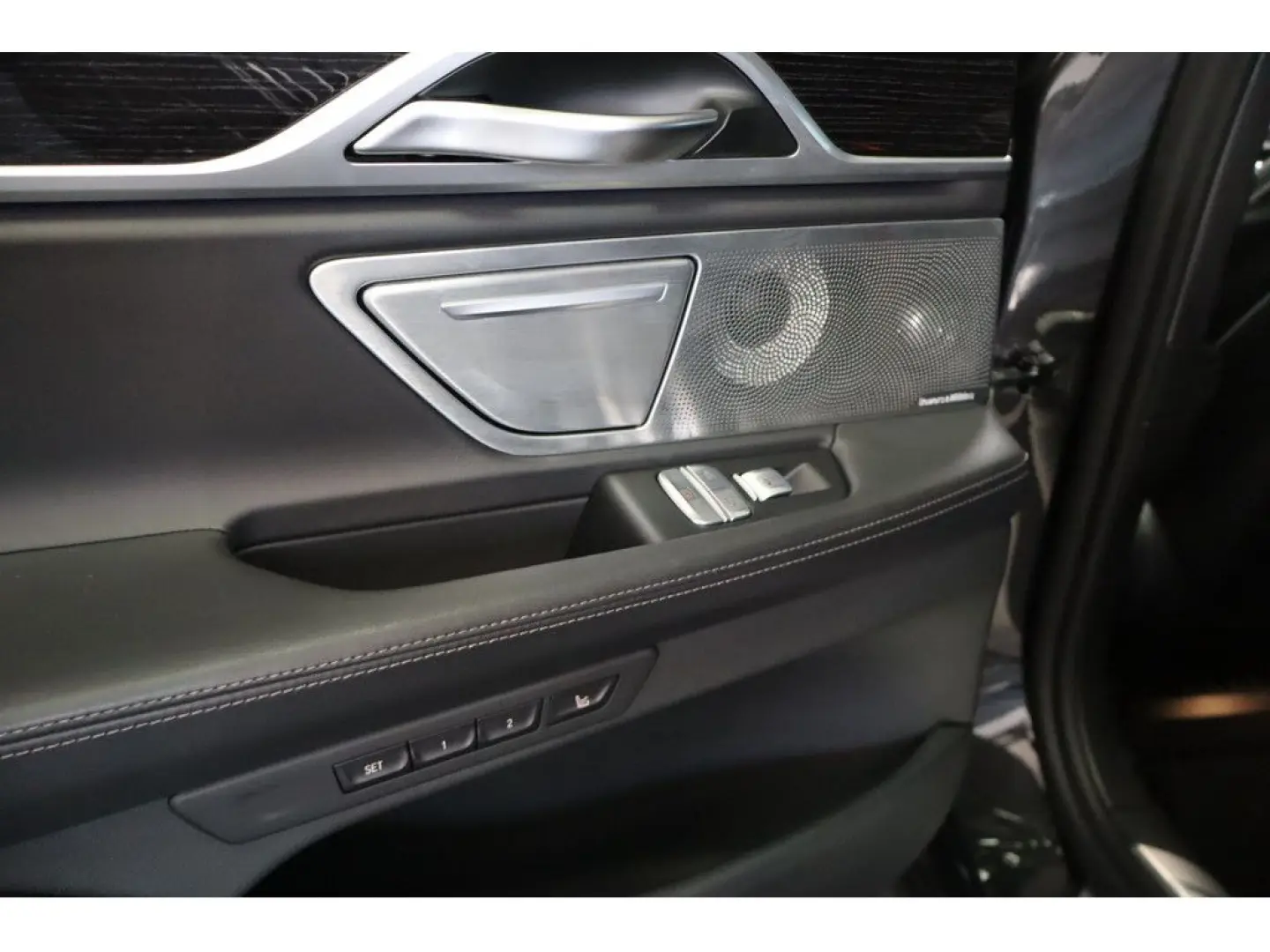 740d xDrive Executive, Bower, Massage, TV-Fond,